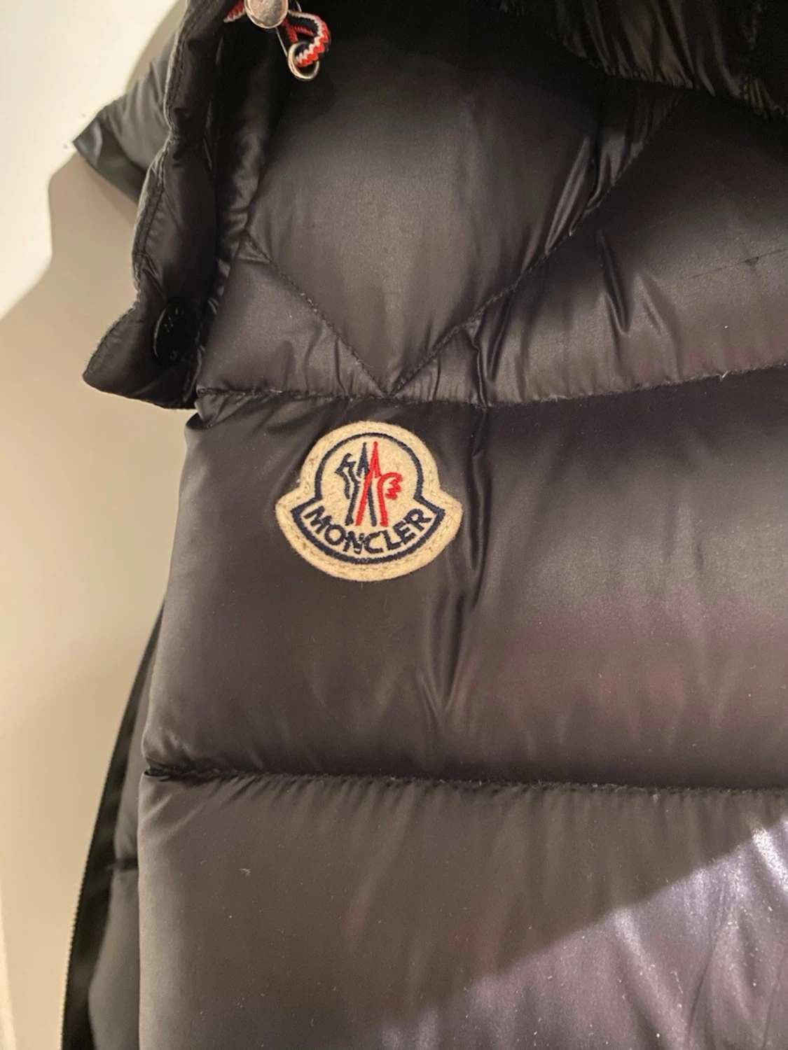 Varm o skön jacka från moncler - 1