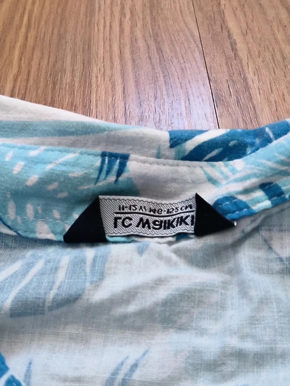 Blåvit blommig skjorta TG Mqikiki - 1