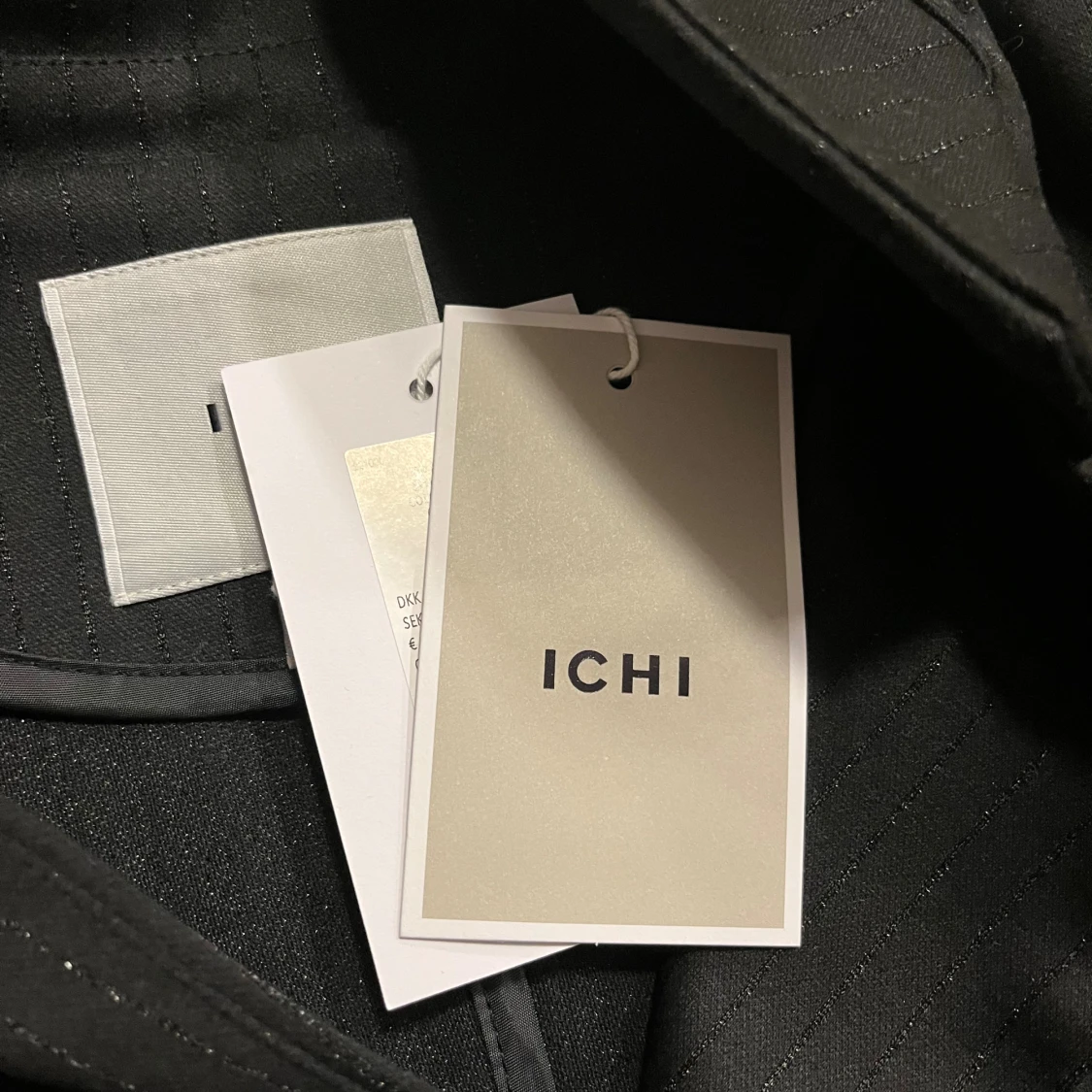 Kavaj med glitter ränder  - 4