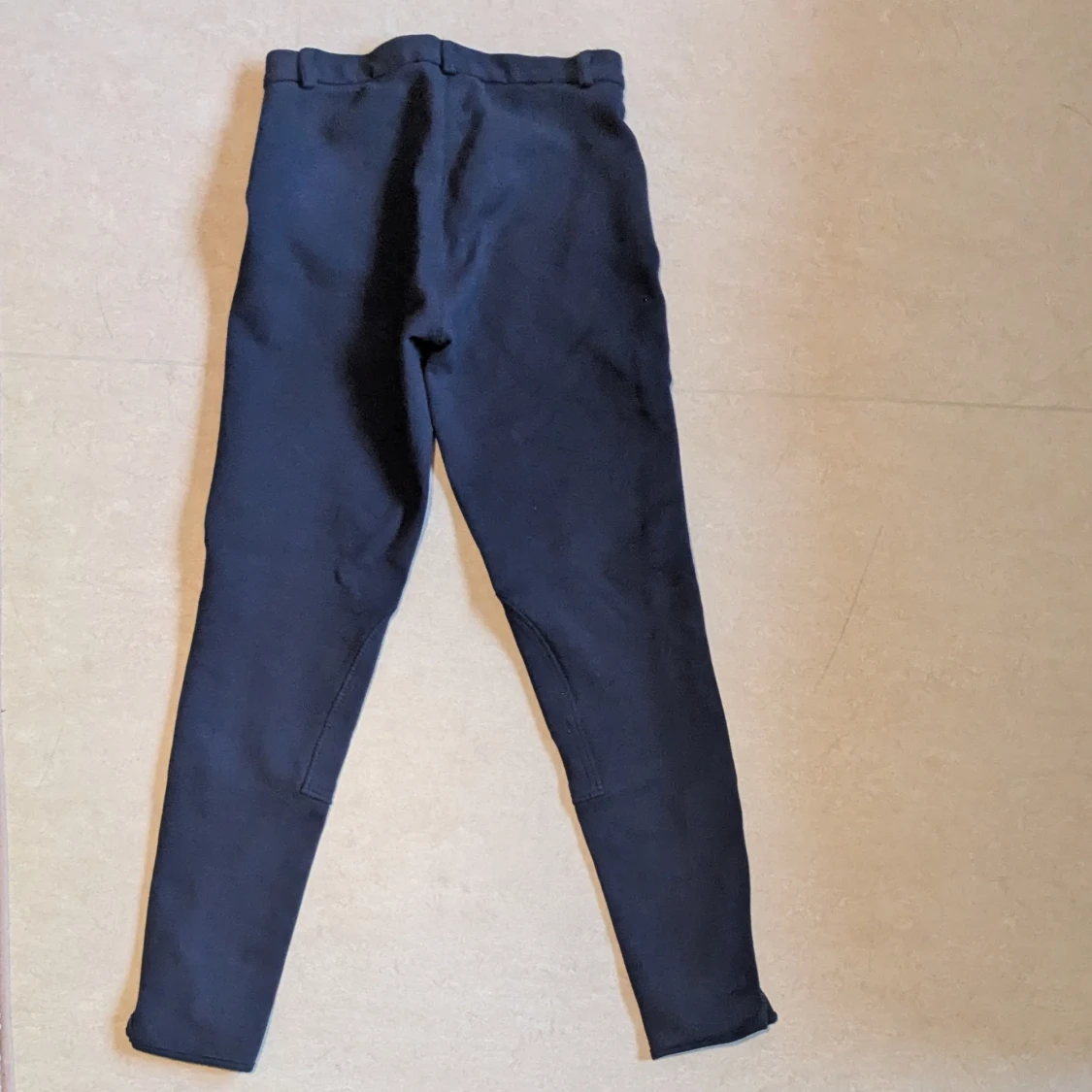 Mörkblå ridbyxor från CRW, stl 38 - 1