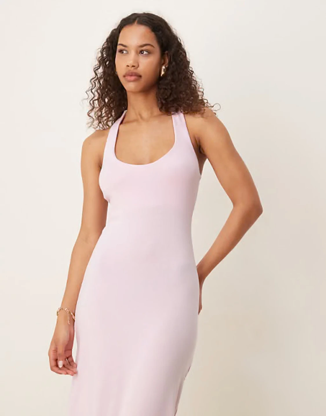 Ljusrosa halterneck långklänning - 1