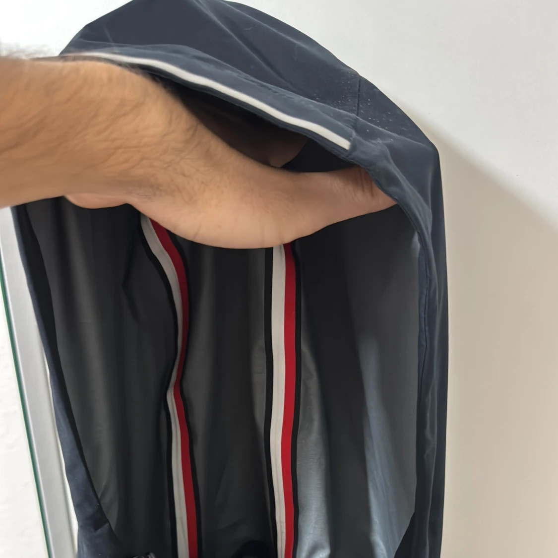 Mörkblå vindjacka Tommy Hilfiger  - 4