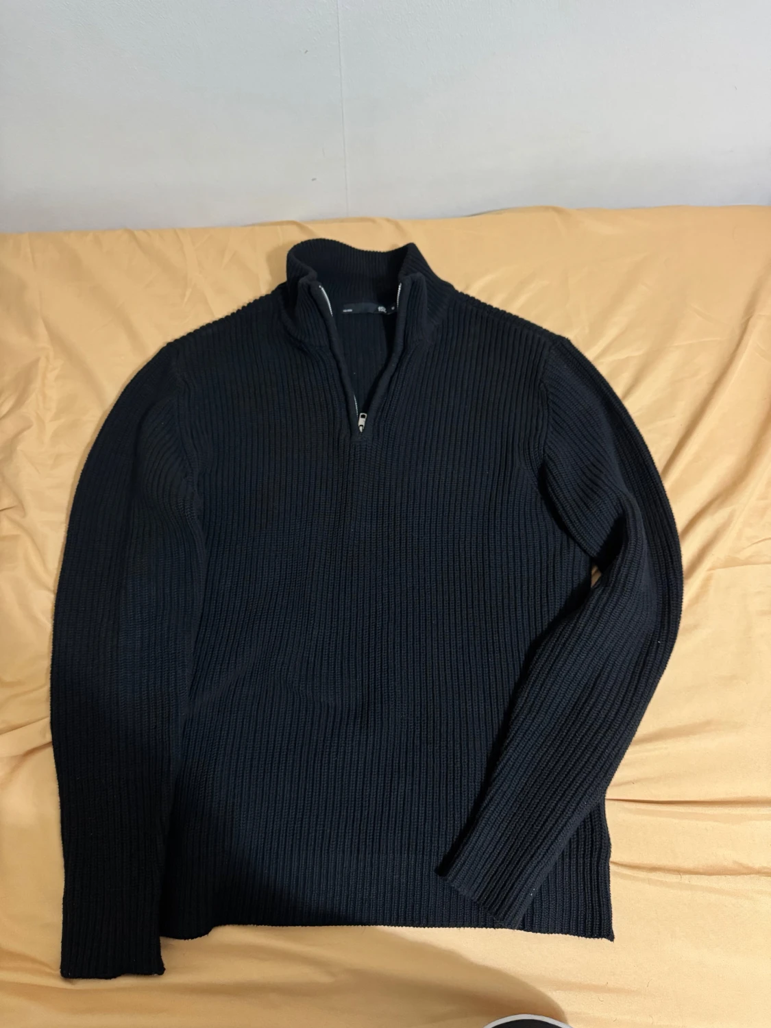 Svart stickad half zip-tröja 157