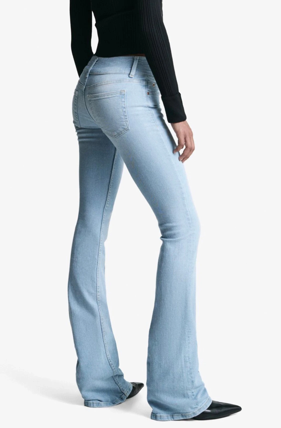 Bootcut ljusblå jeans 