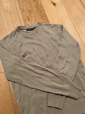 Brave Soul tröja - Säljer en Brave Soul tröja i storlek M, fint skick. Kolla gärna mina andra annonser!