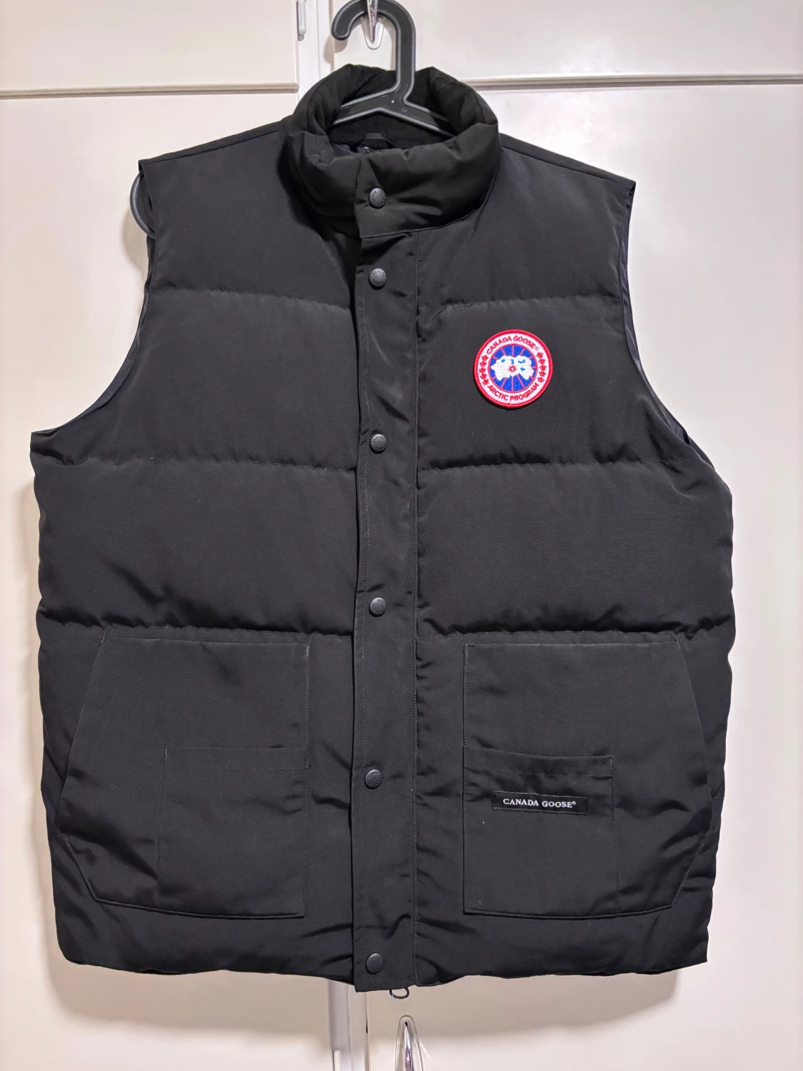 Svart dunväst från Canada Goose XL