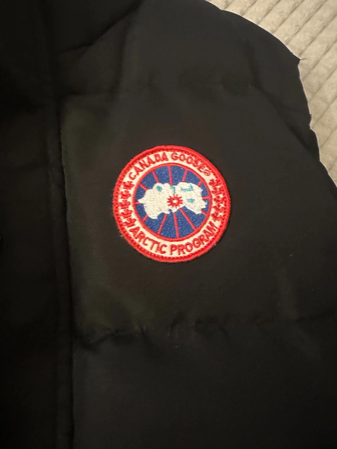 Svart dunväst från Canada Goose - 1
