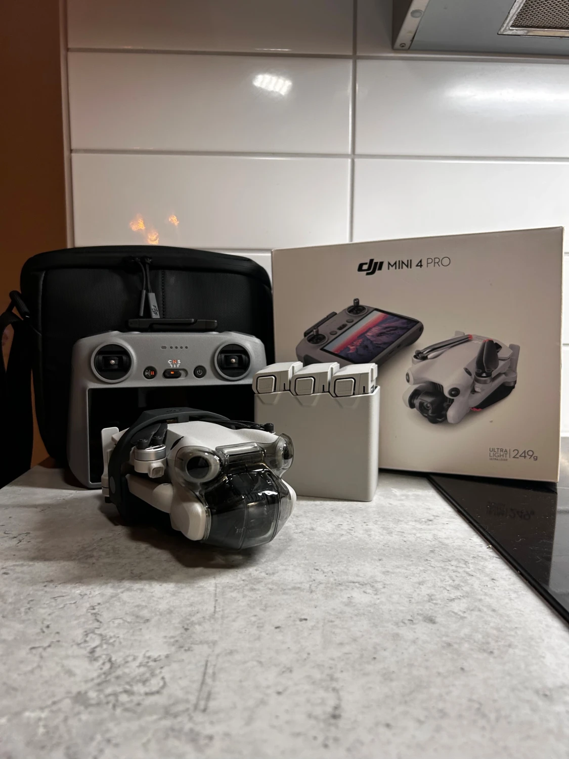 DJI Mini 4 Pro combo