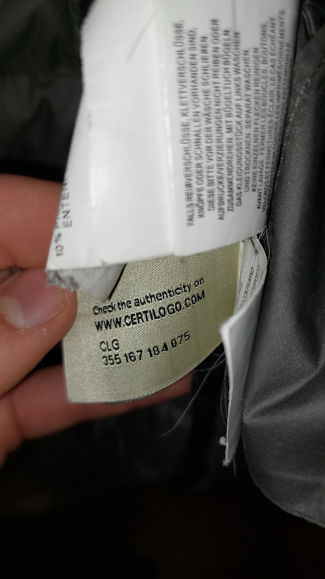 Svart dunjacka från Colmar med huva - 6