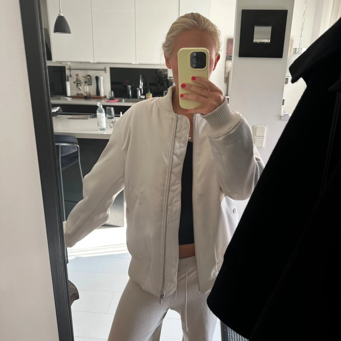 Vit oversized bomberjacka H&M