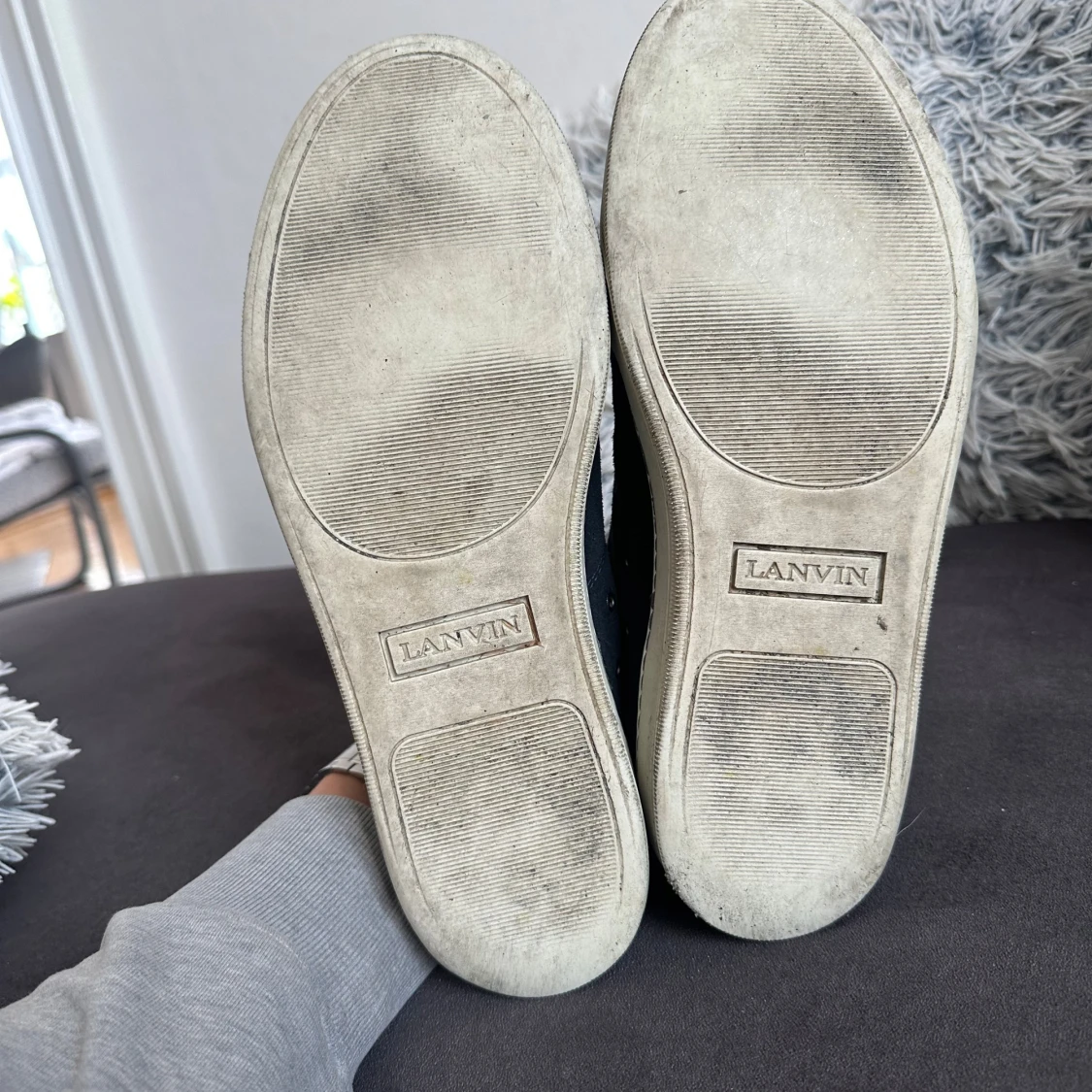 Svarta sneakers från Lanvin i mocka - 1