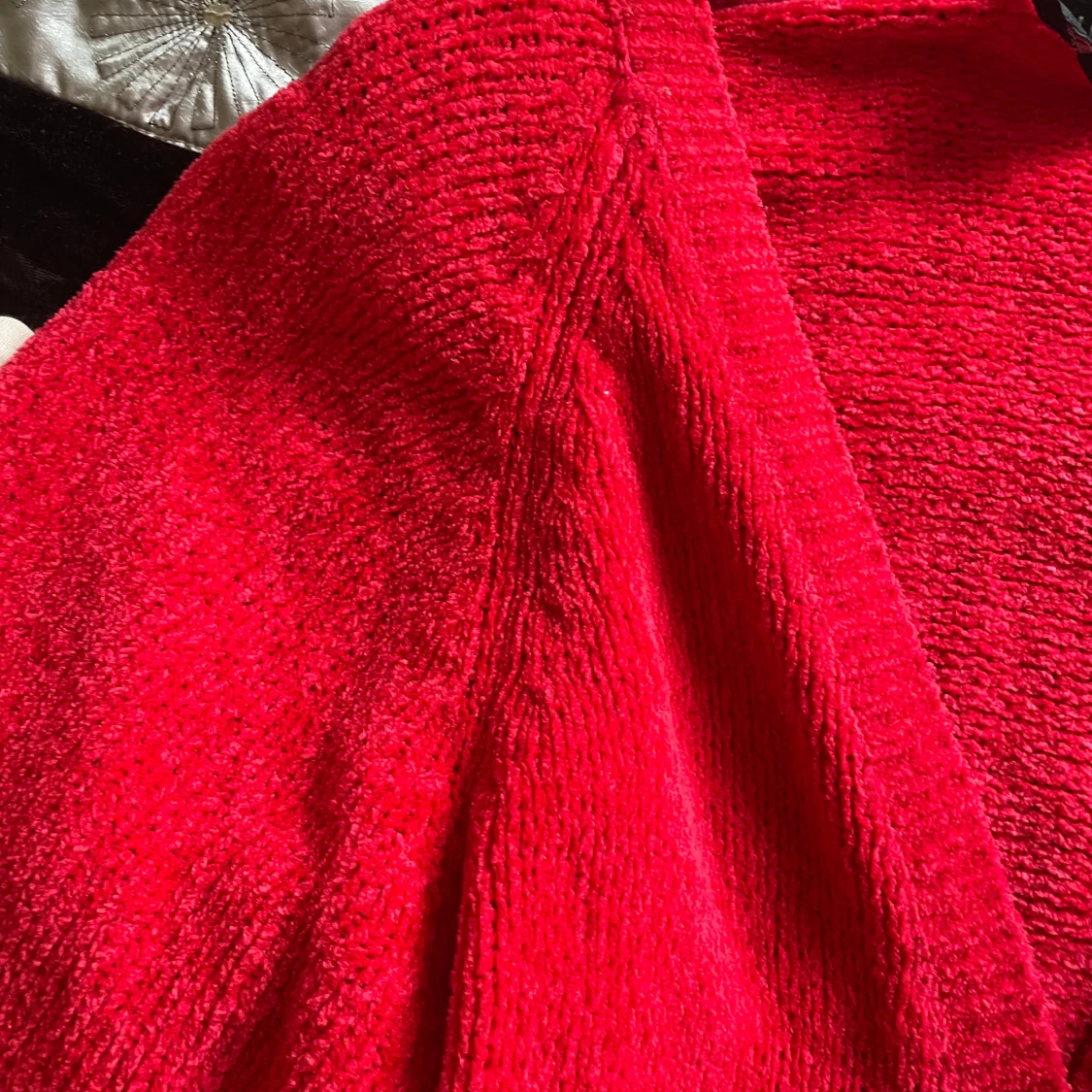 Röd stickad kofta från Carling - 4