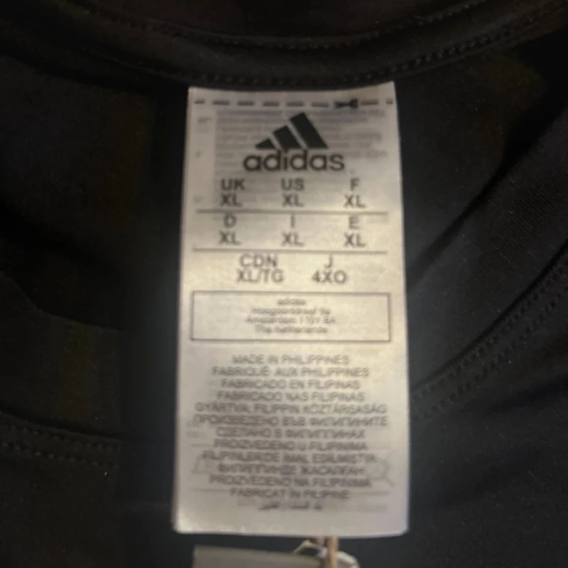 Svart långärmad tröja från Adidas XL - 3