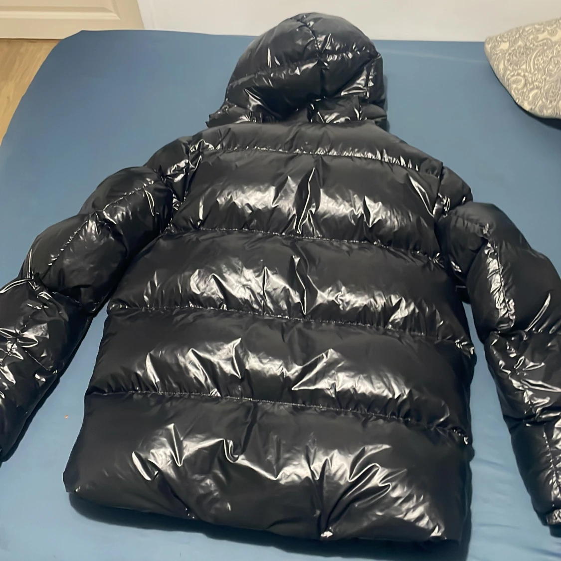 Svart pufferjacka från Everest - 4