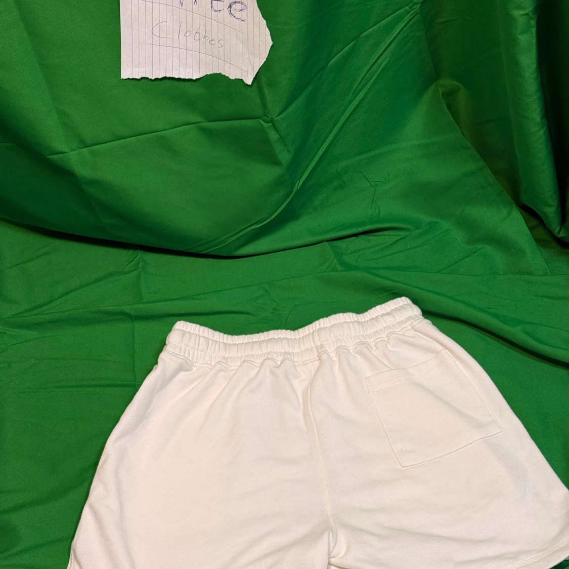 Vita MLB shorts med blå B-logga - 1