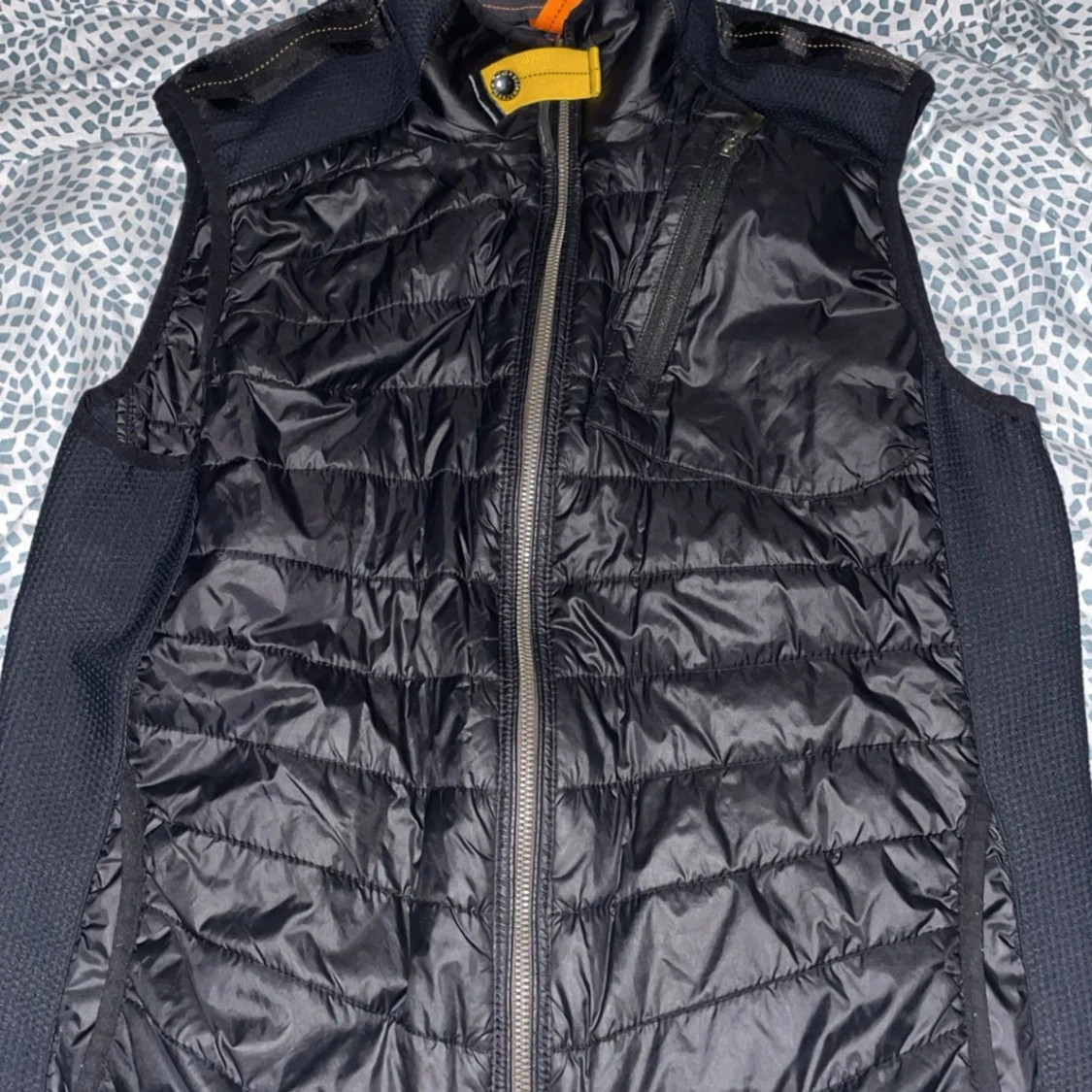 Svart dunväst från Parajumpers S - 3
