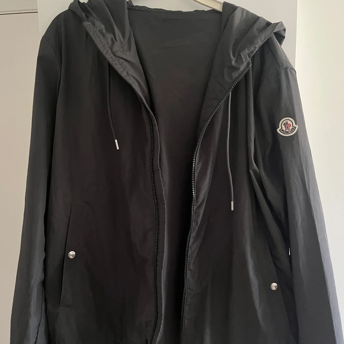 Grå moncler windbreaker  - 3