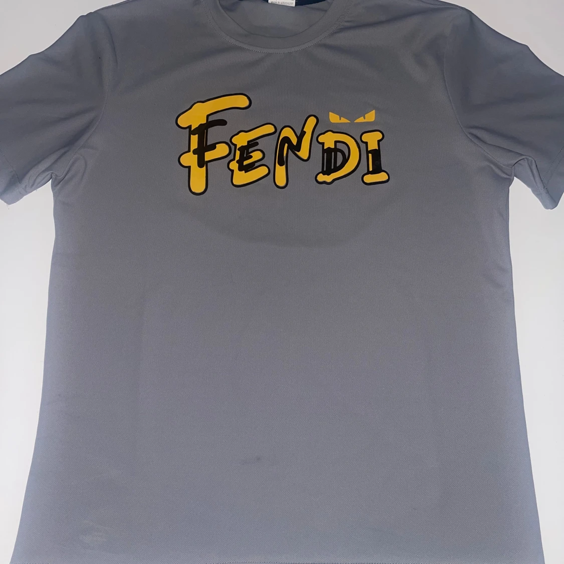 Grå Fendi t-shirt med tryck