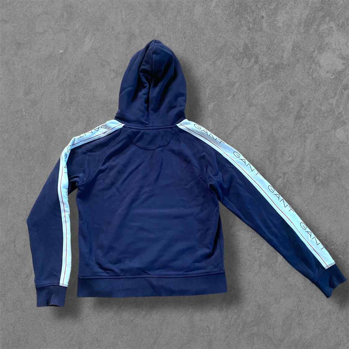 Marinblå Gant Hoodie, Small, Streetwear - 1
