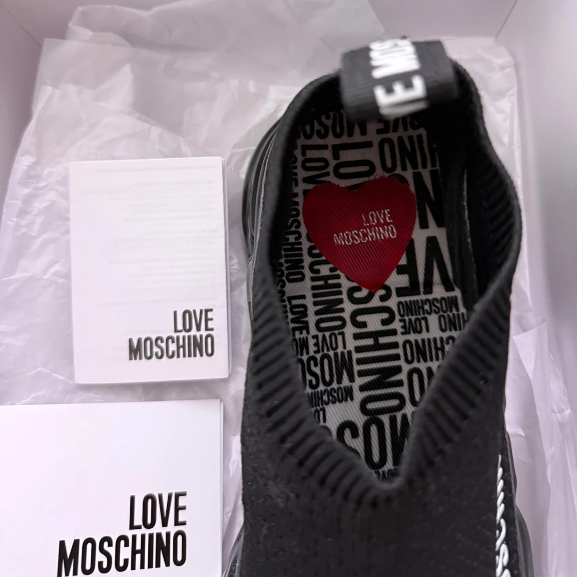 Svarta sneakers från Love Moschino - 2
