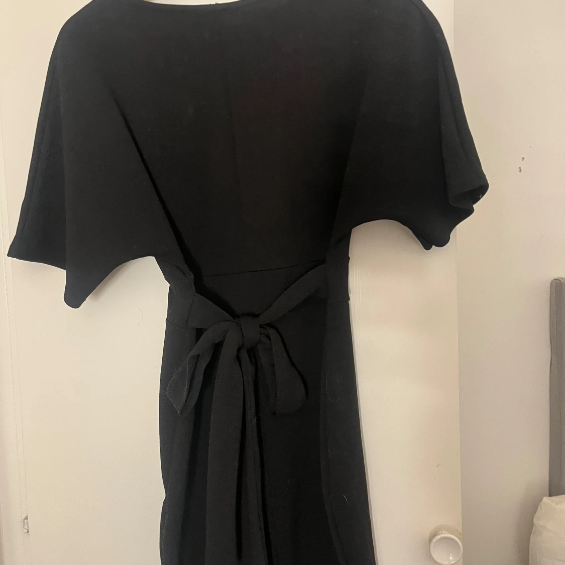 Svart kortklänning från Boohoo - 1