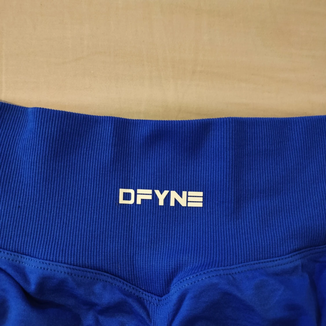 Blå gym shorts från DFYNE - 1