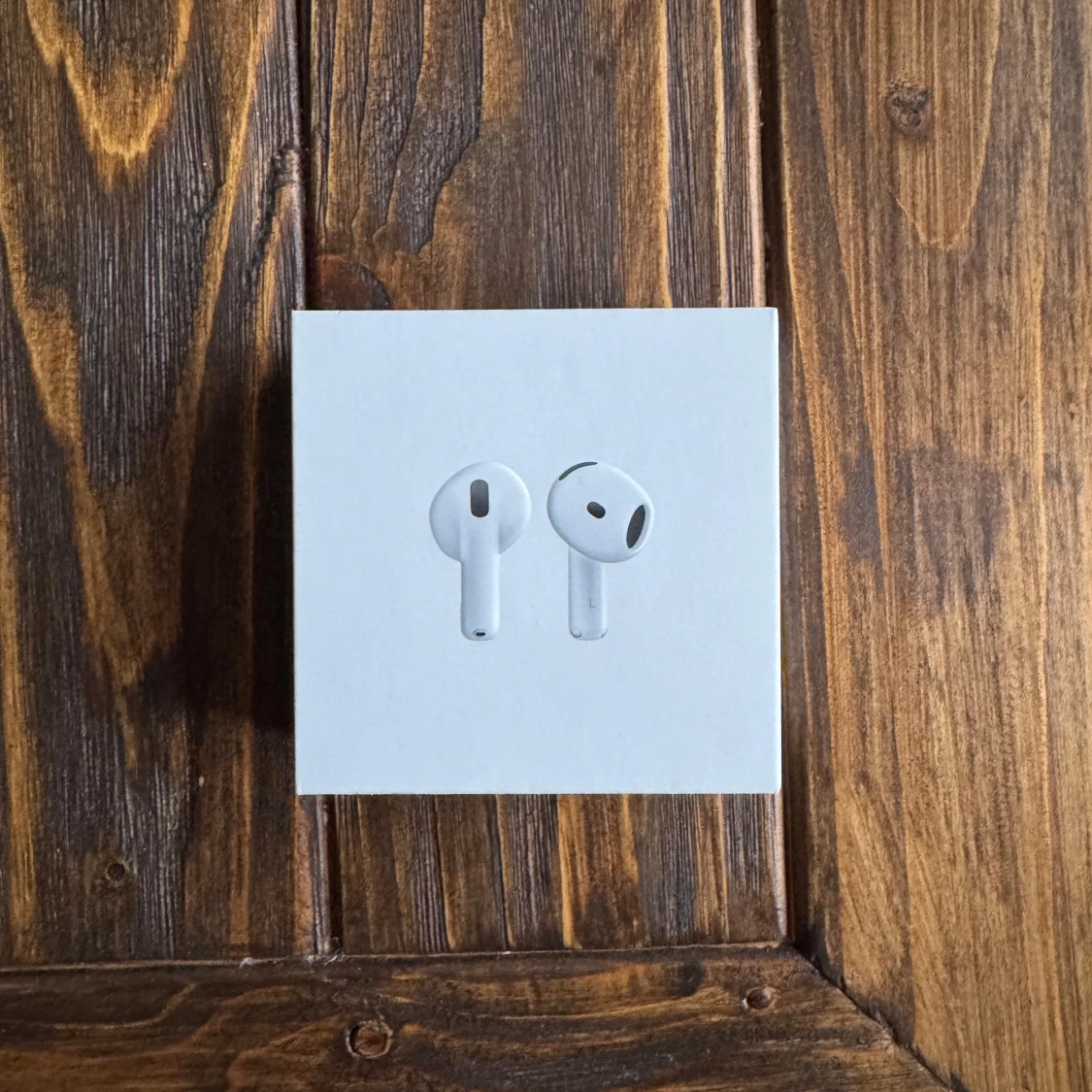 AirPods 4