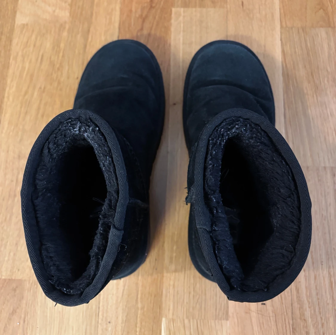 Svarta stövlar stövletter boots vinterskor höstskor skor lurviga läder mocka fodrade - 2