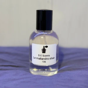 Parfym Le maliandro elixir  - Denna doft är en unik vinter doft, En söt doft med vanilj honung och lavendel som blir en magisk blandning!  Denna doft påminner om JPG Le male elixir. Storlek 50ml