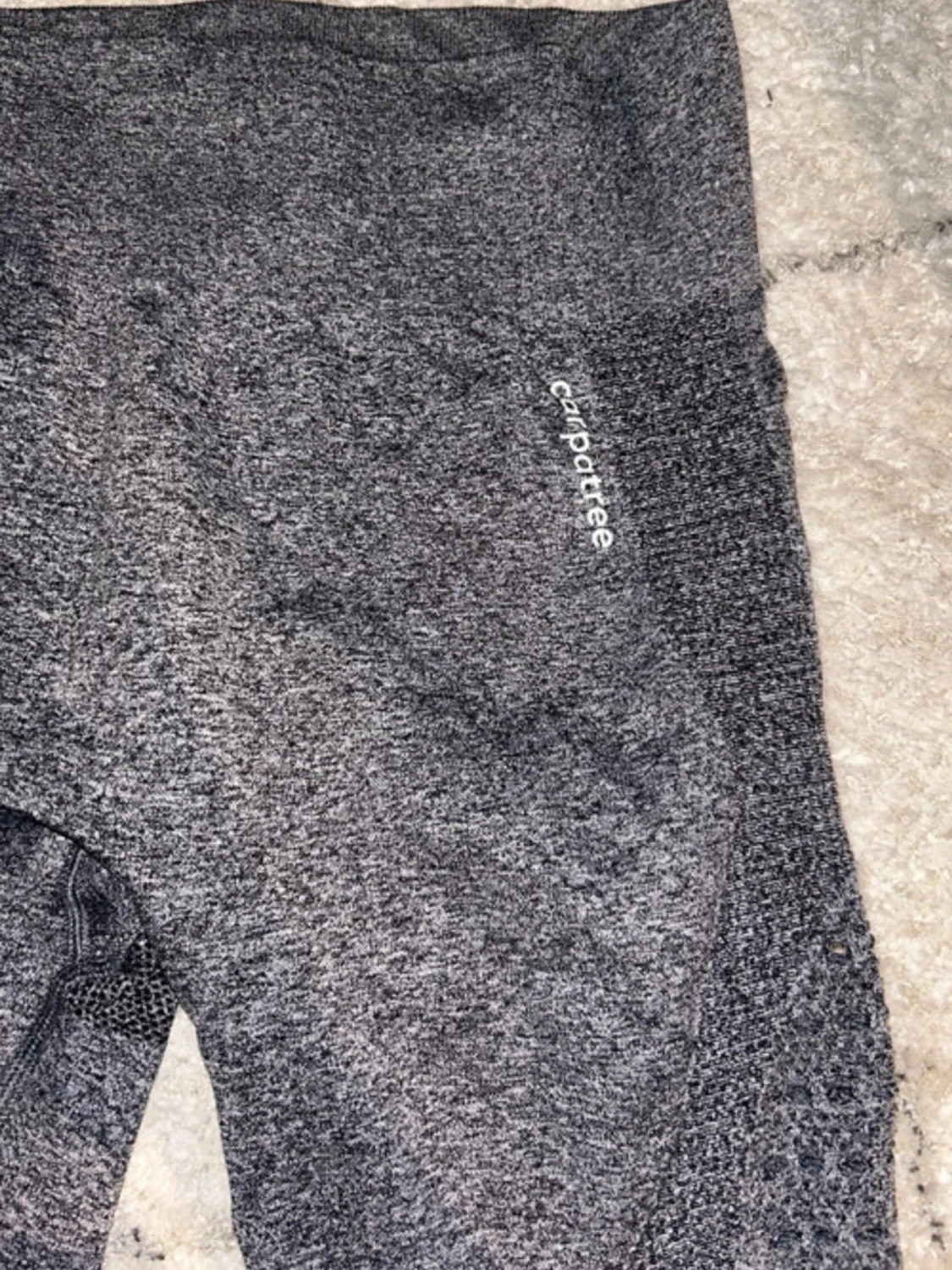 Grå-svarta seamless leggings från Carpatree - 2