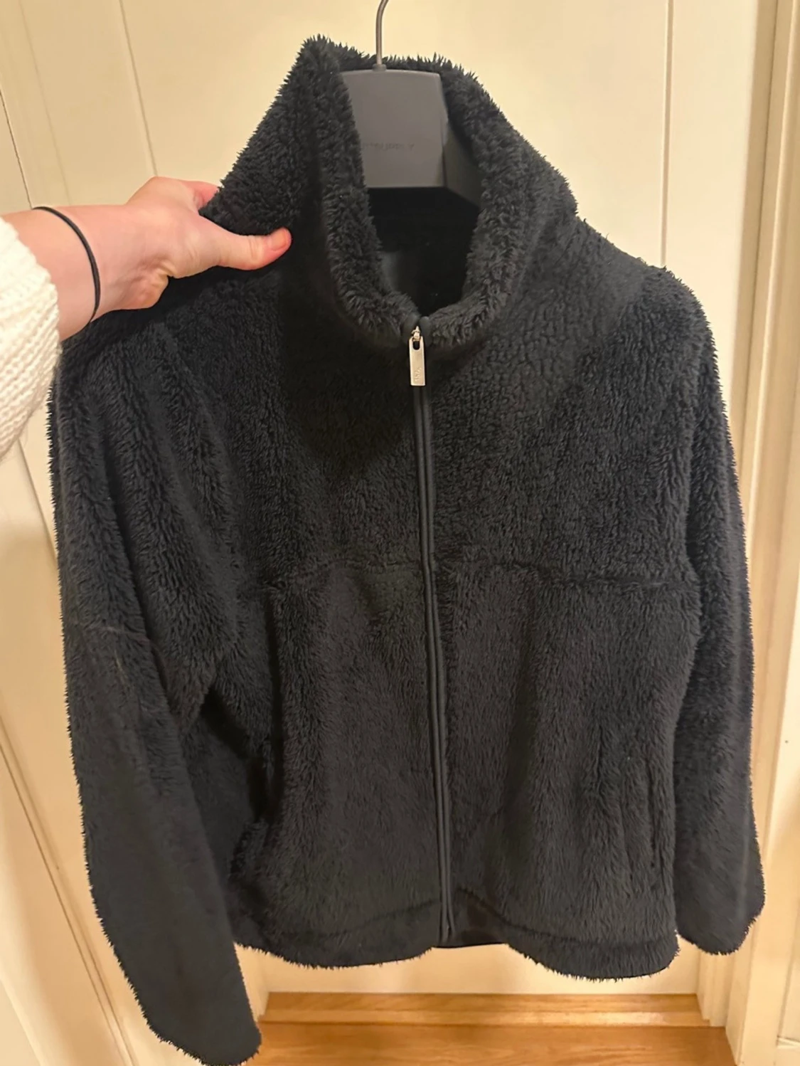 Svart teddyjacka från Lager 157 stl M 