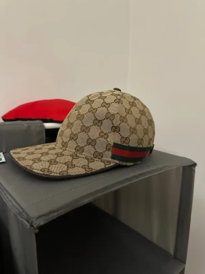 KEPS - väldig fin keps från G_G men den används inte. pris kan diskuteras