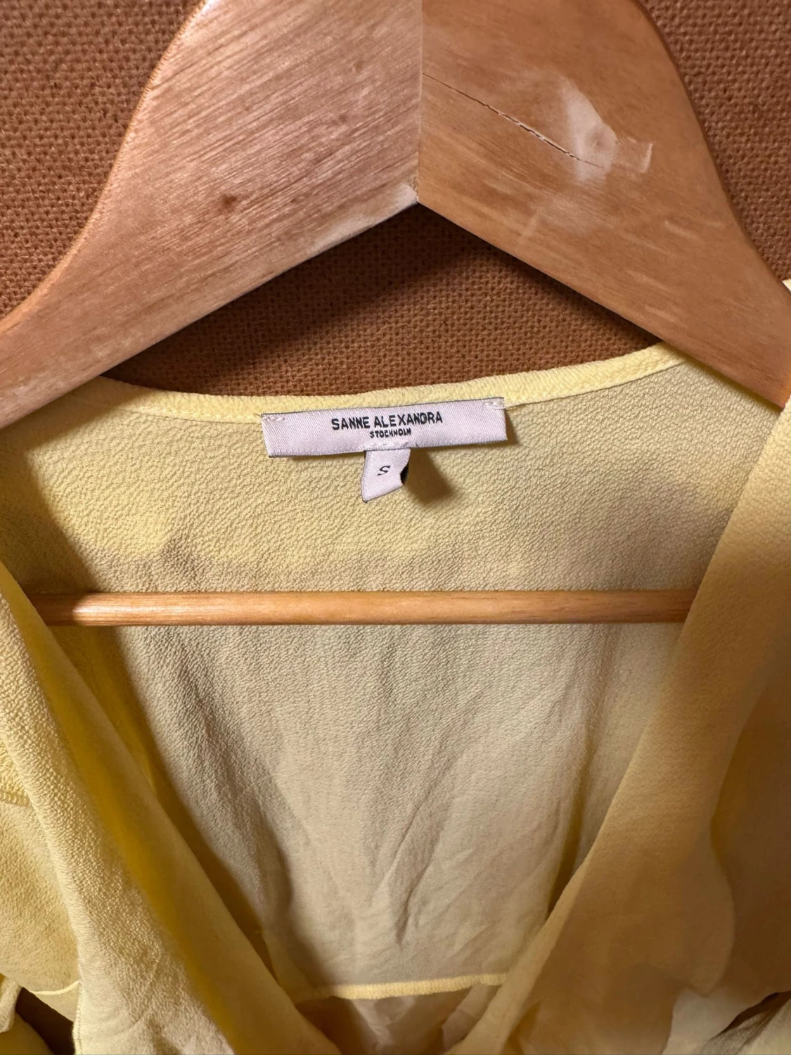 Gul omlottblus från Sanne Alexandra - 1