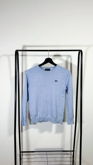 LEXINGTON Stickad Tröja - Ljusblå - Bra passform - 146/152/10-12 -  - LEXINGTON Tunn Stickad Tröja - ljusblå - bra passform - 146/152/10-12/ym - Använd 3 gånger