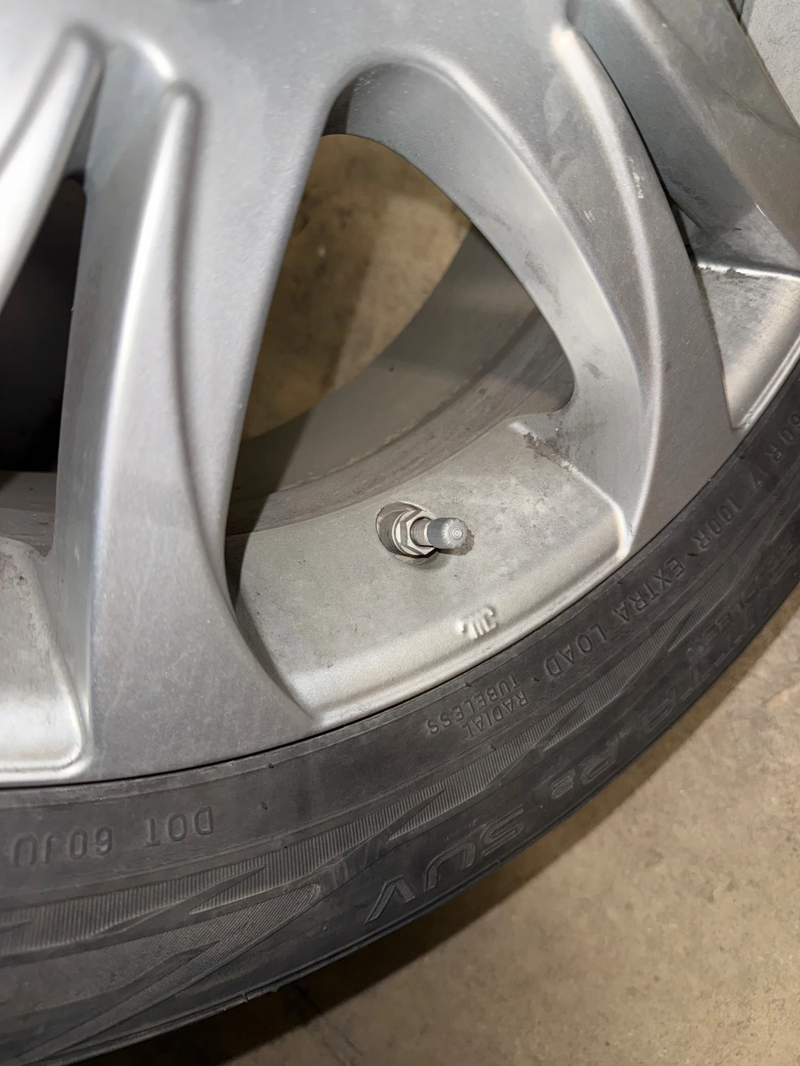 Däck Nissan Qashqai  215/60 R17 100R XL - 4