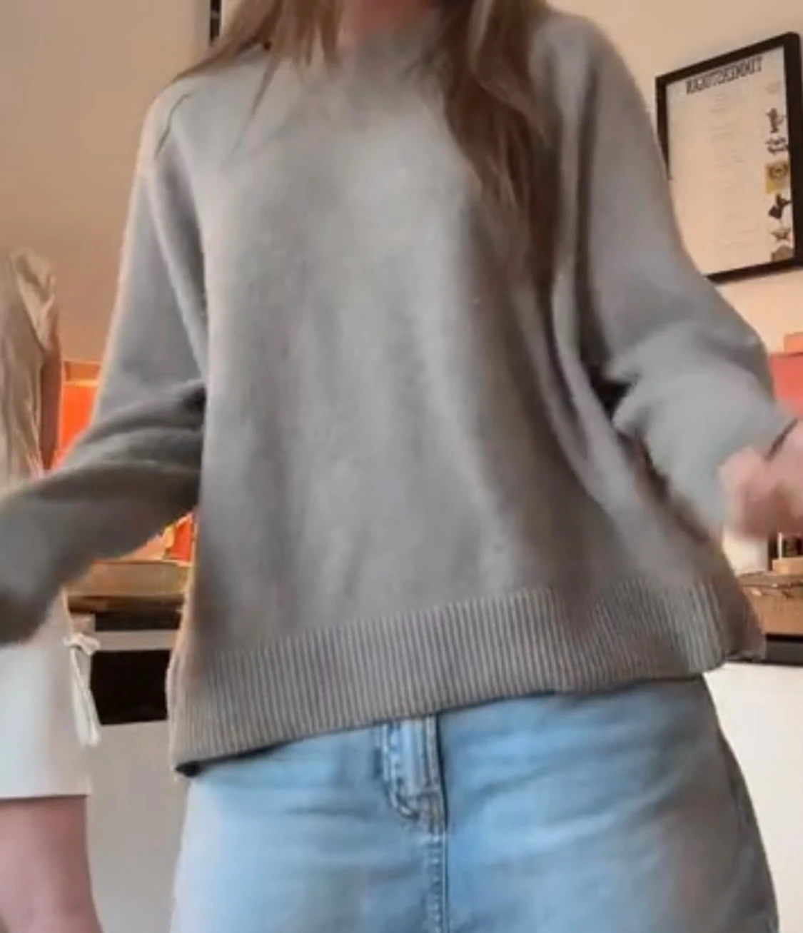 Beige kashmirtröja från Soft Goat