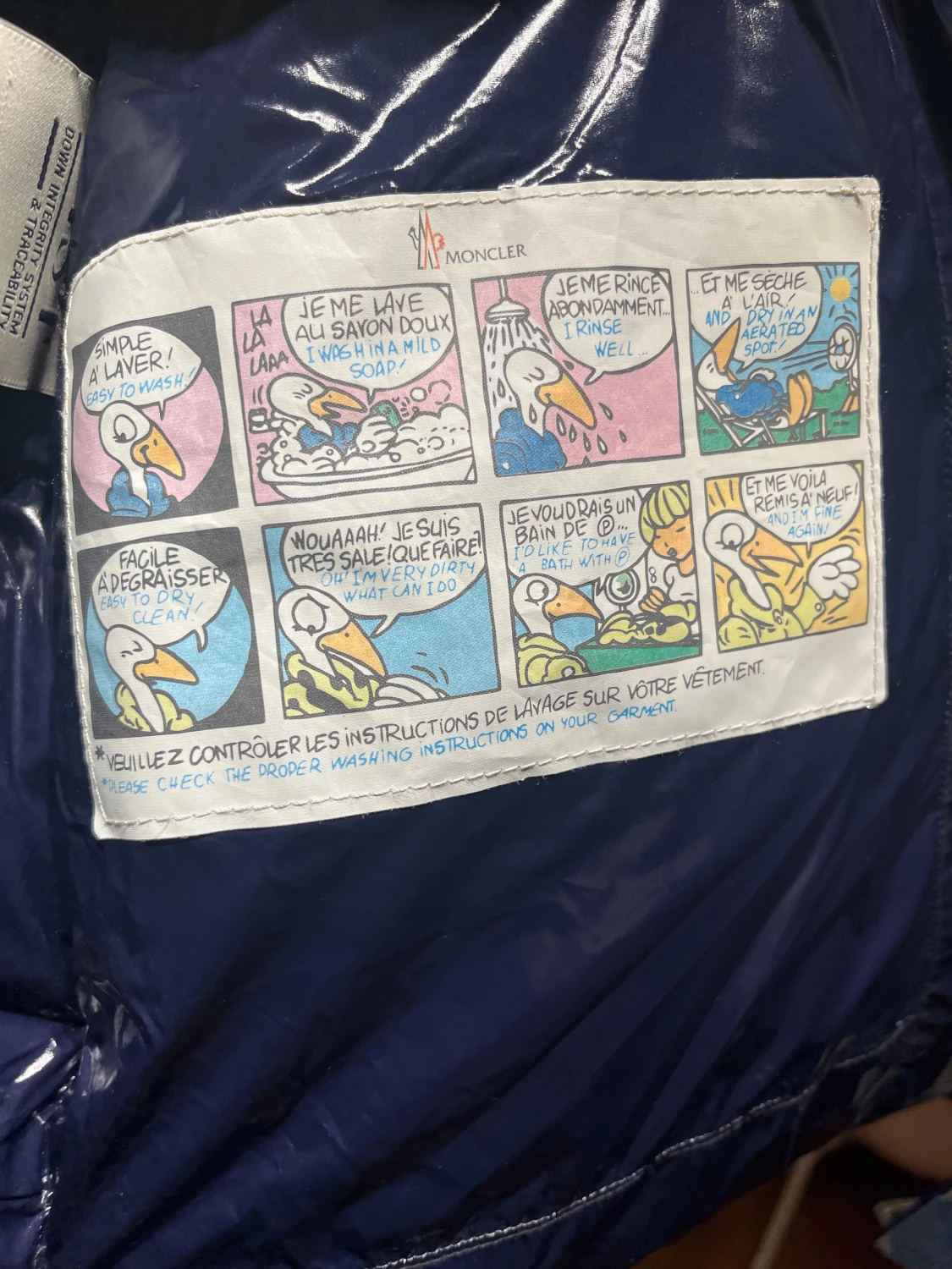 Mörkblå dunväst från Moncler - 4