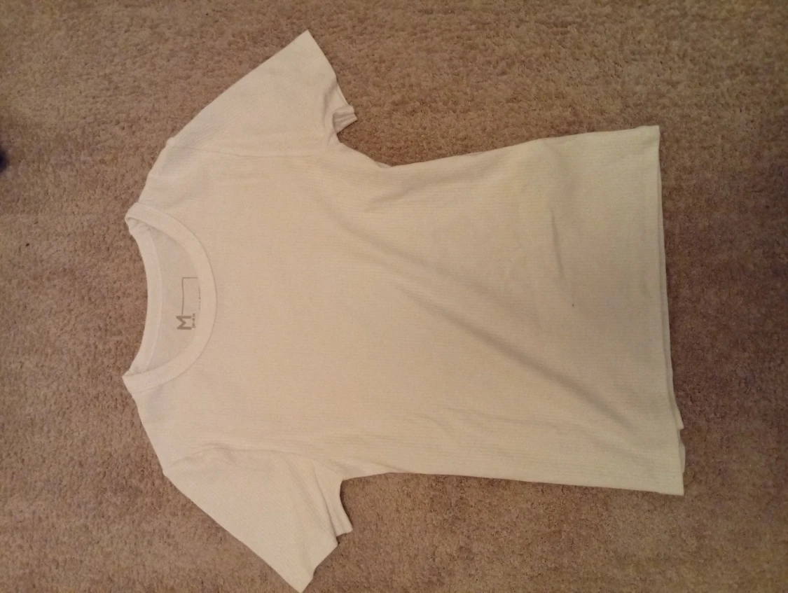 Vit ribbad t-shirt i bomull, M