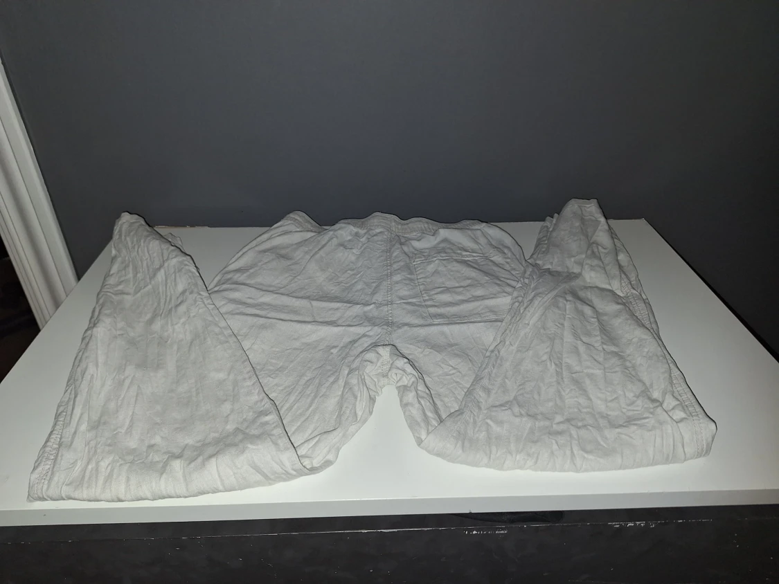 Vita linnebyxor från H&M - 1