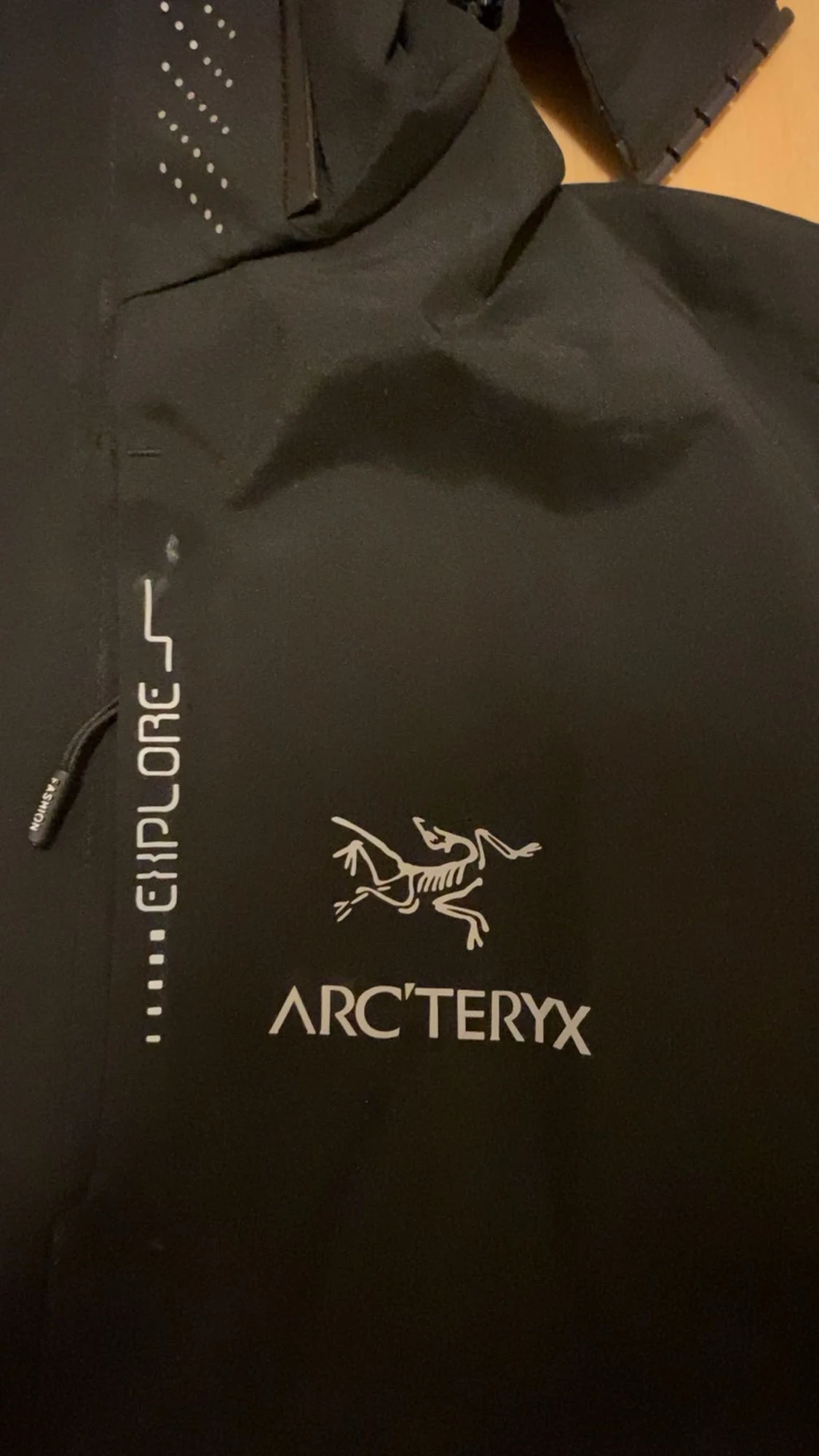 Svart vindjacka från Arc'teryx - 1