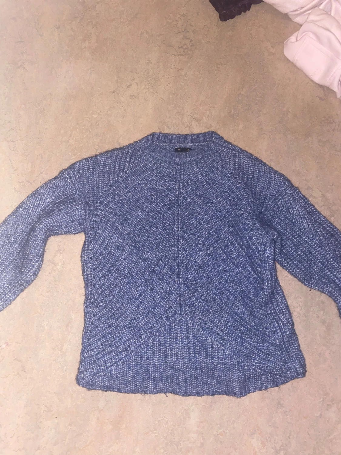 Blå stickad tröja Massimo Dutti