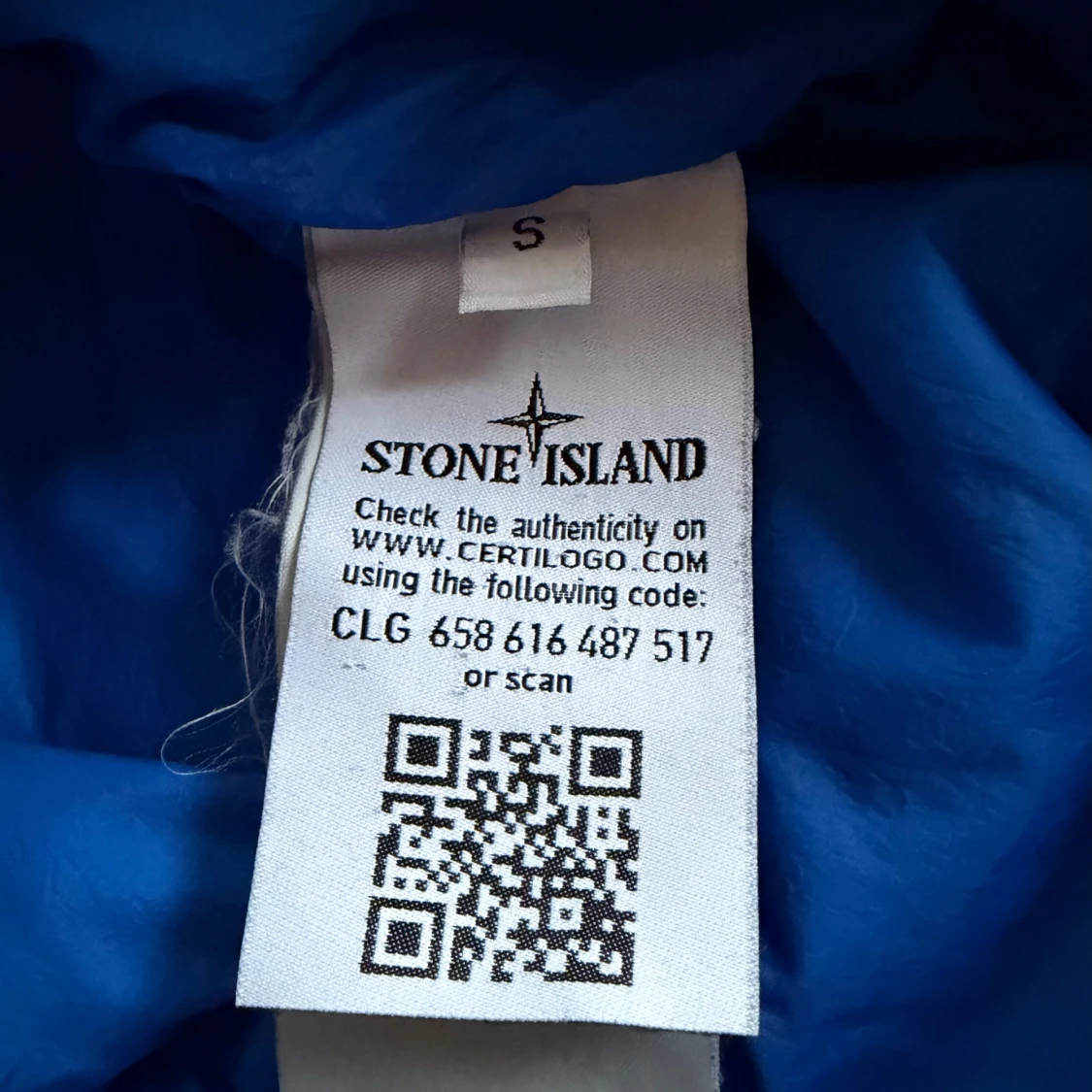 Blå dunjacka från Stone Island - 3