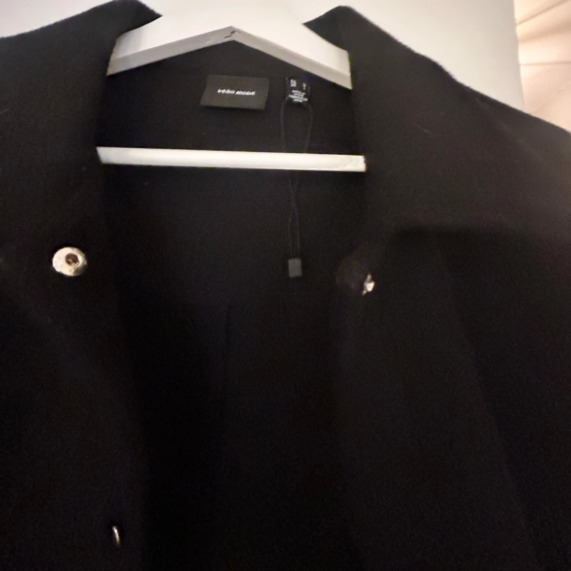 Svart klänning med bälte från Vero Moda - 1