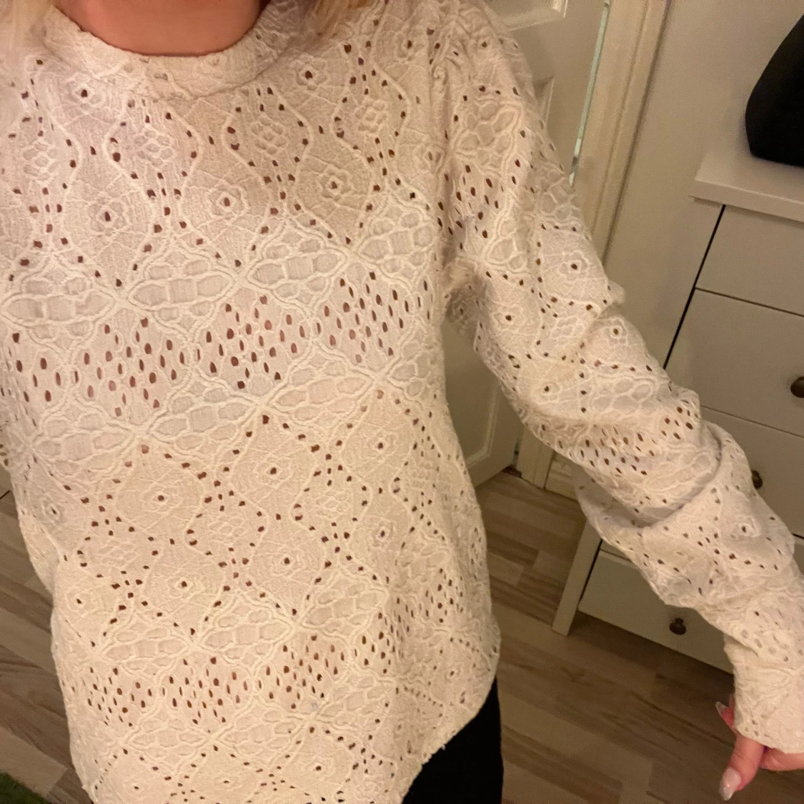 Vit långärmad tröja  - 2