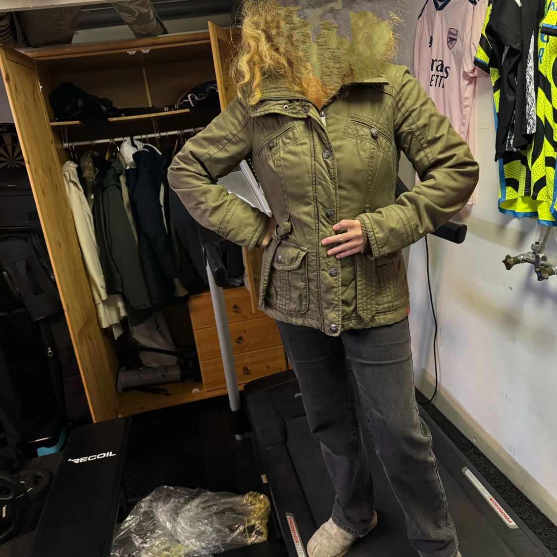 Olivgrön jacka från edc, storlek M