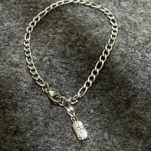 Minimalist Silver Star Bracelet - Cirka 19 cm. Rostfri