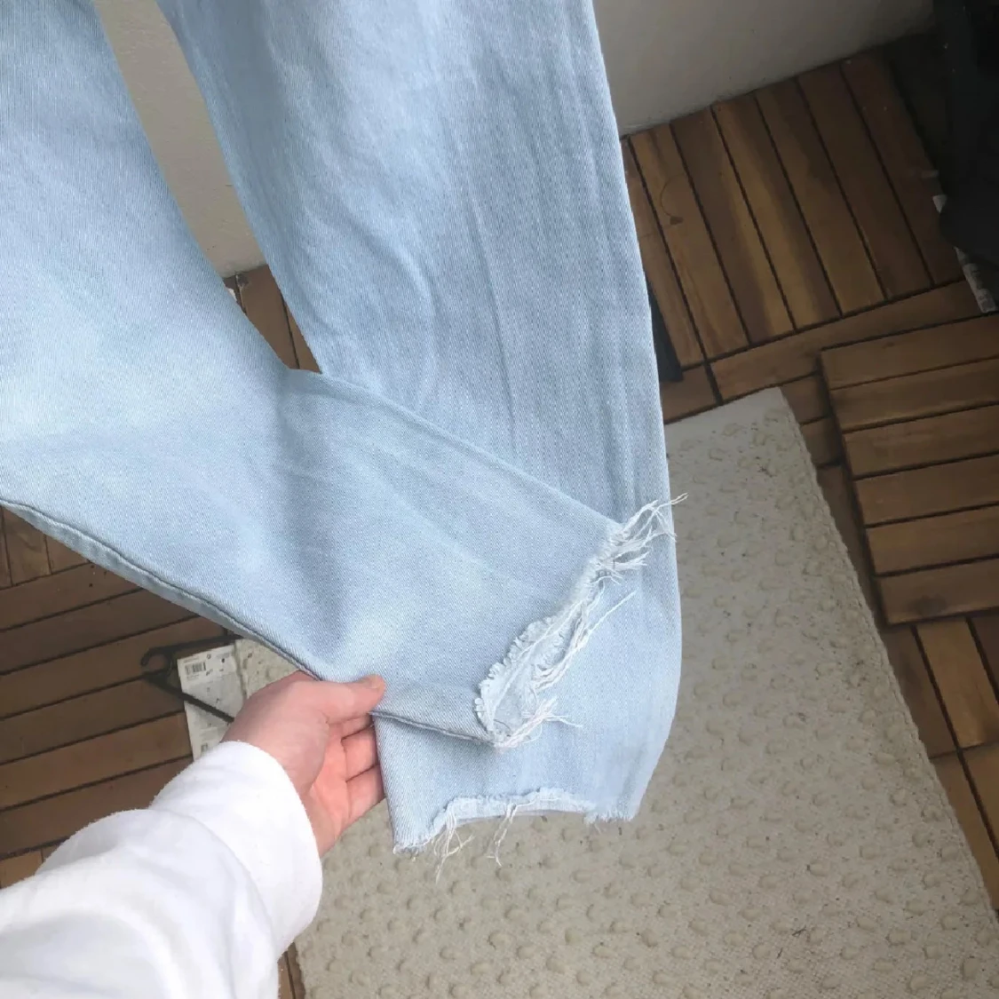 Ljusblå jeans  - 1
