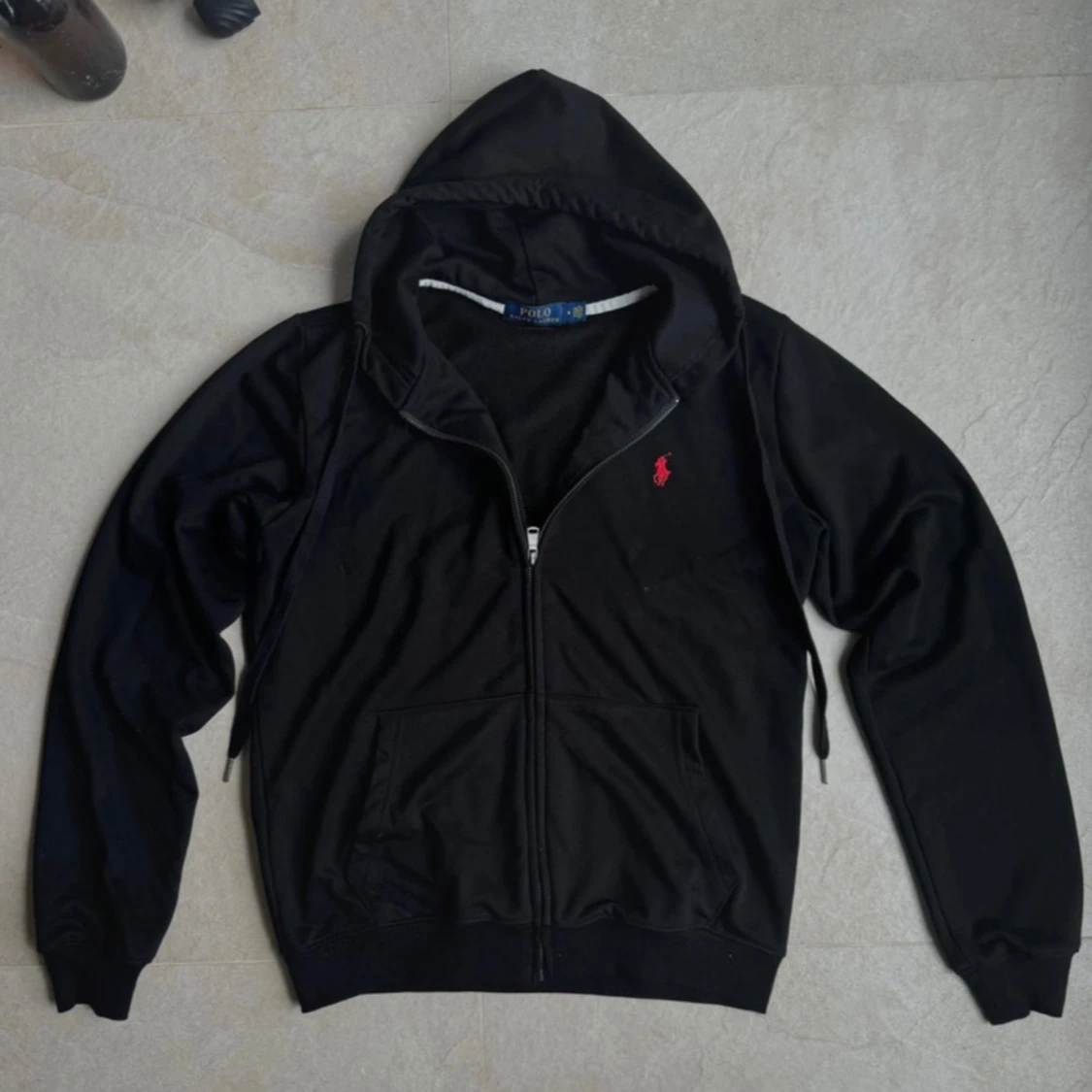 Svart hoodie från Polo Ralph Lauren