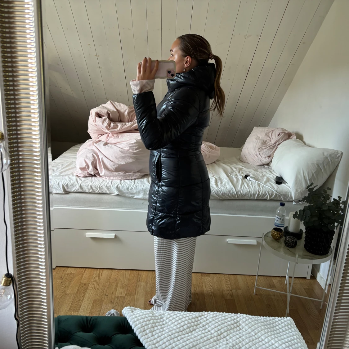 Marinblå dunjacka från save the duck - 2