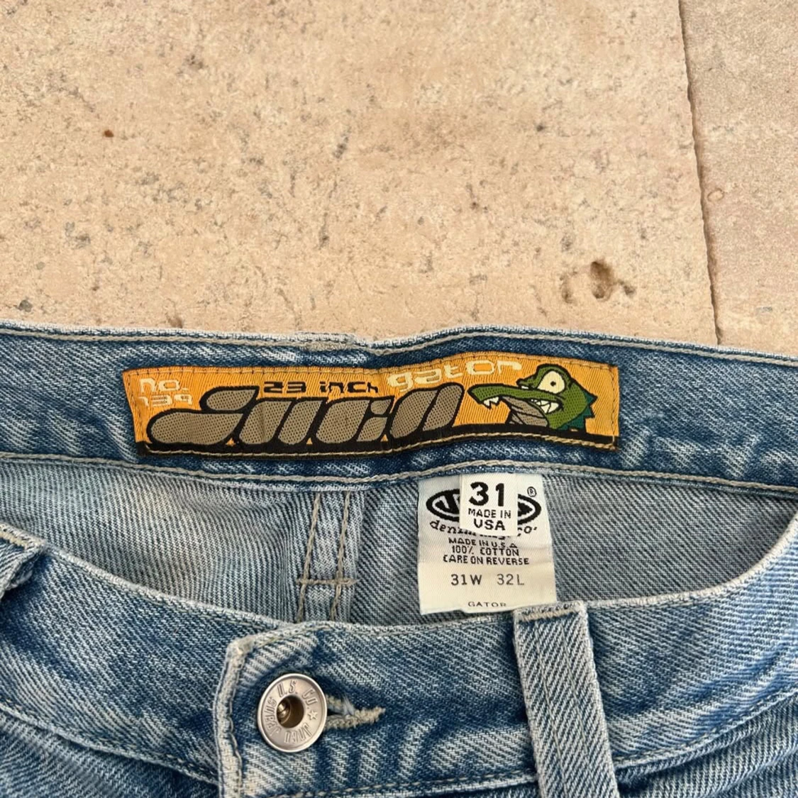 Wide jeans från Anvil med gator-detalj - 2